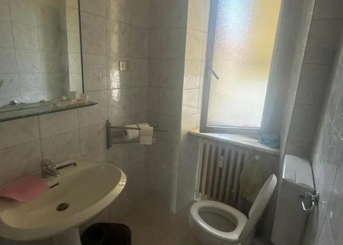 Forestar ホームステイ トリノ